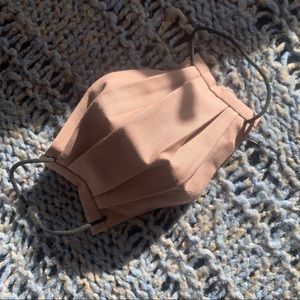 Nude Face Mask with Filter Pocket and Nose Wire